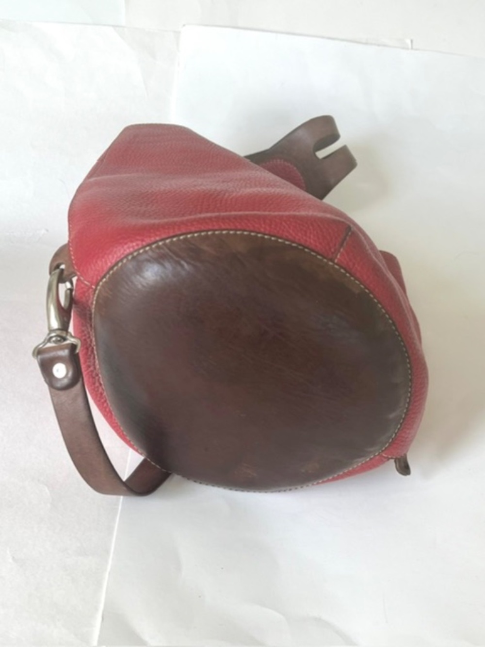 Red Leather Barrel Bag - Picture 3 of 5
